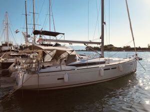 Sun Odyssey 449