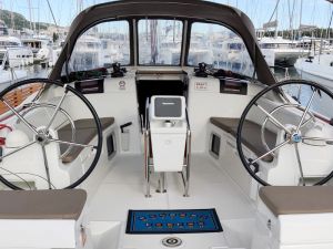 Sun Odyssey 449