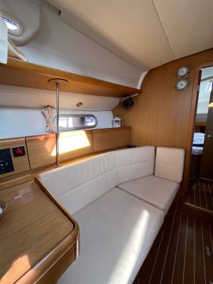 Sun Odyssey 42i