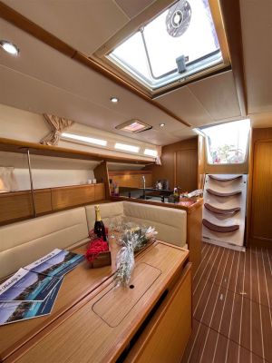 Sun Odyssey 42i