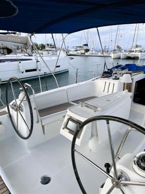 Oceanis 43