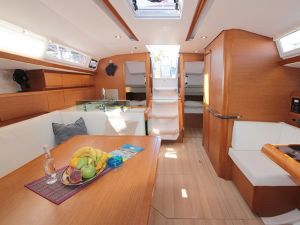 Sun Odyssey 449