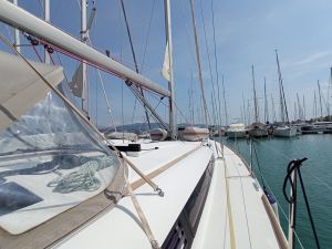 Sun Odyssey 439