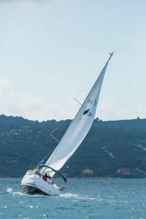 Bavaria Cruiser 36