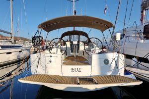 Sun Odyssey 389