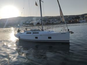 Hanse 418