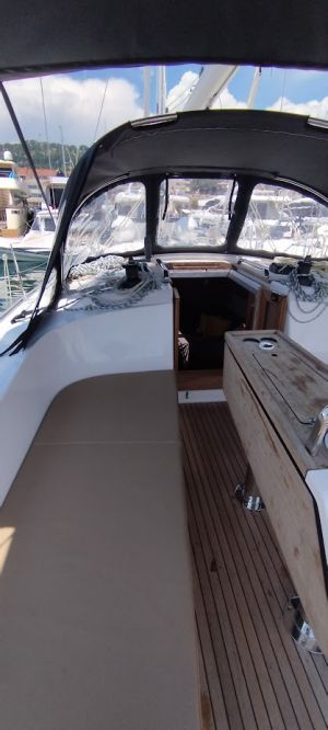 Bavaria Cruiser 37